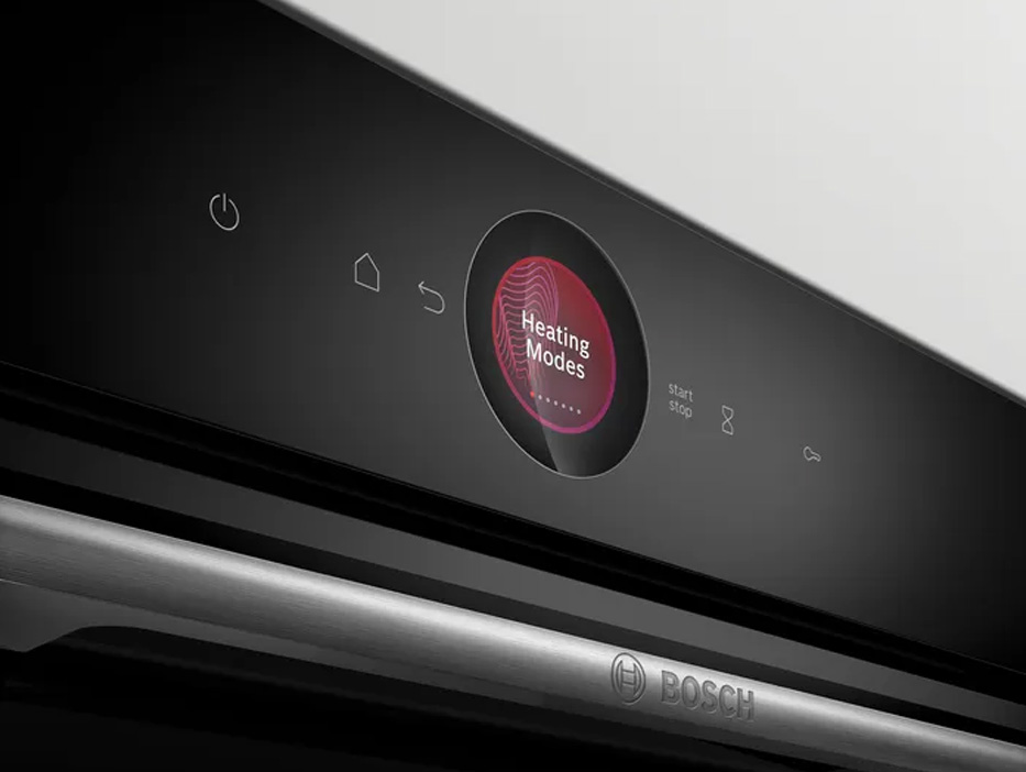Компактный духовой шкаф Bosch с СВЧ черного цвета